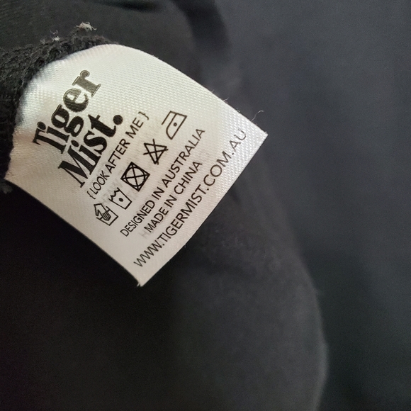 TIGER MIST Black Overall Slit Mini Dress Skirt Size Small - Picture 6 of 14